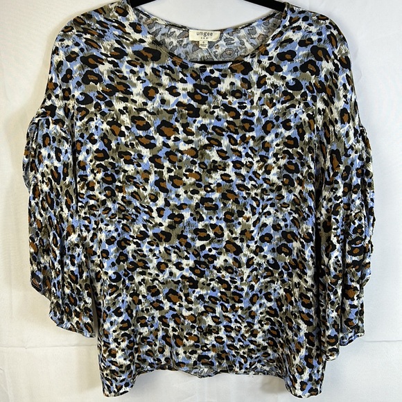 Umgee Small Open Sleeve Animal Print Blouse Like New - Picture 7 of 9